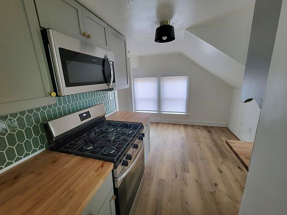 2nd image of 1274 W 89th St Floor 3
