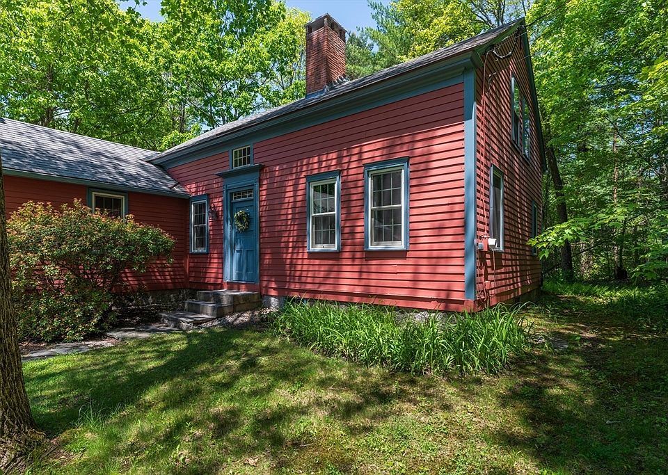1st image of 266 Turners Falls Rd