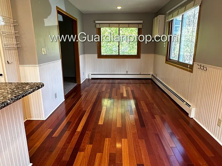 4104 Highwood Rd — Photo 7