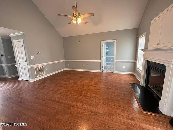 3rd image of 4410 Cam Strader Dr NW