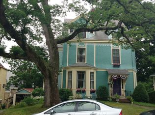 19 Carruth St, Dorchester, MA 02124