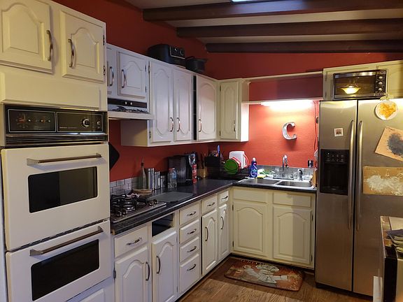 3rd image of 108 Keating St