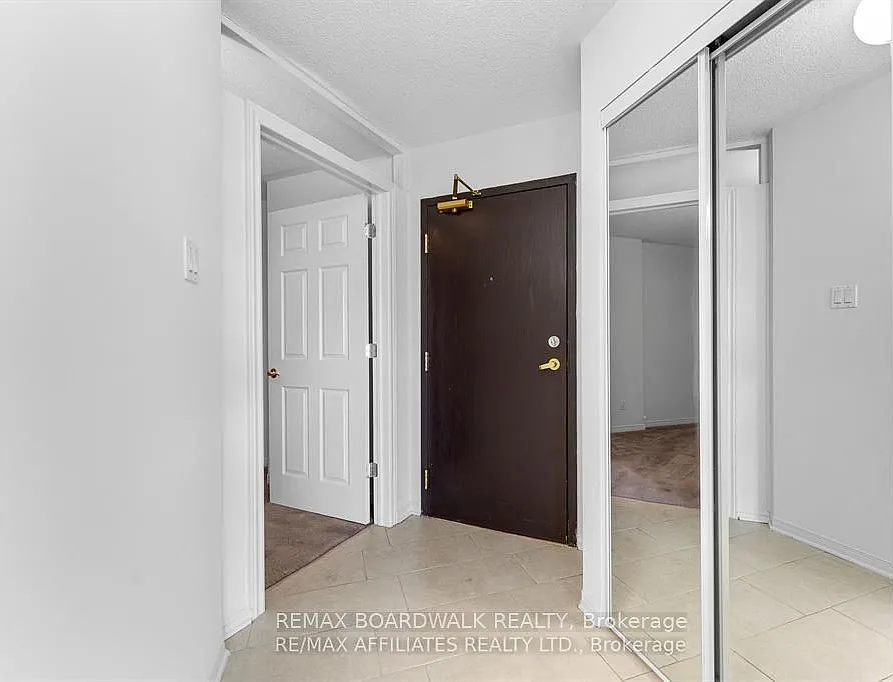 1 bed, $2,045 — Photo 4