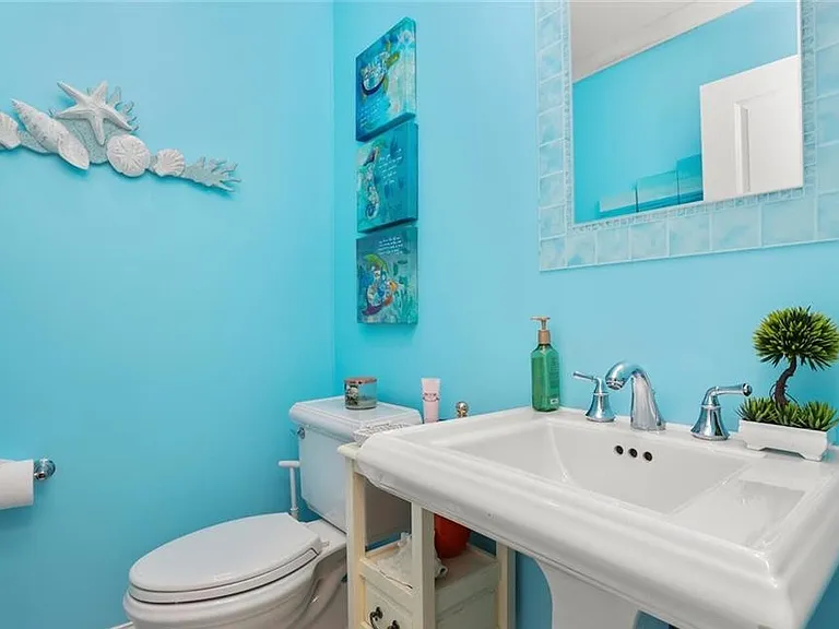 87 Gainsborg Ave — Photo 16
