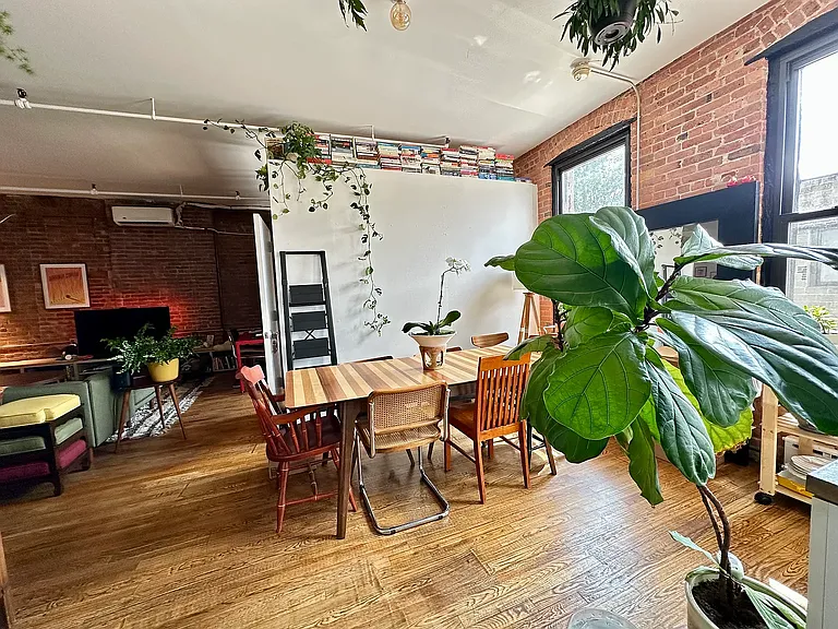 49 Bogart St #24 — Photo 4