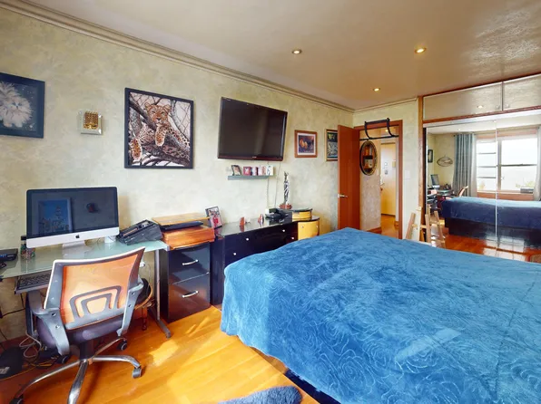 1311 Brightwater Avenue image 8 of 12