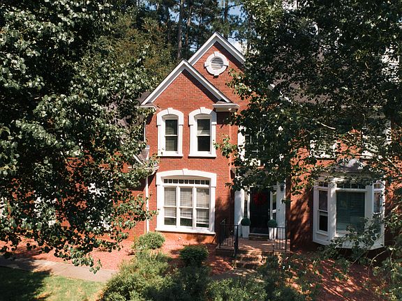 4th image of 525 White Ridge Trce