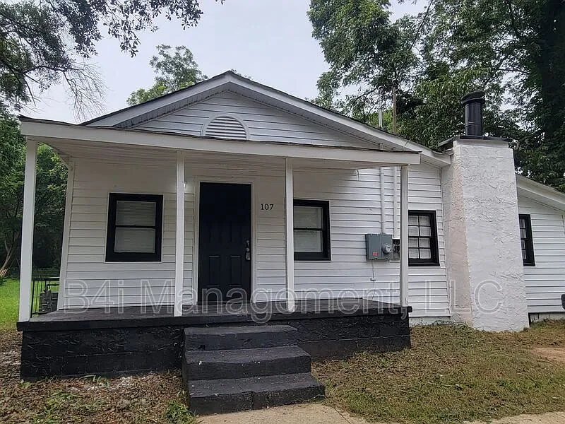 107 Parrish St photo 1