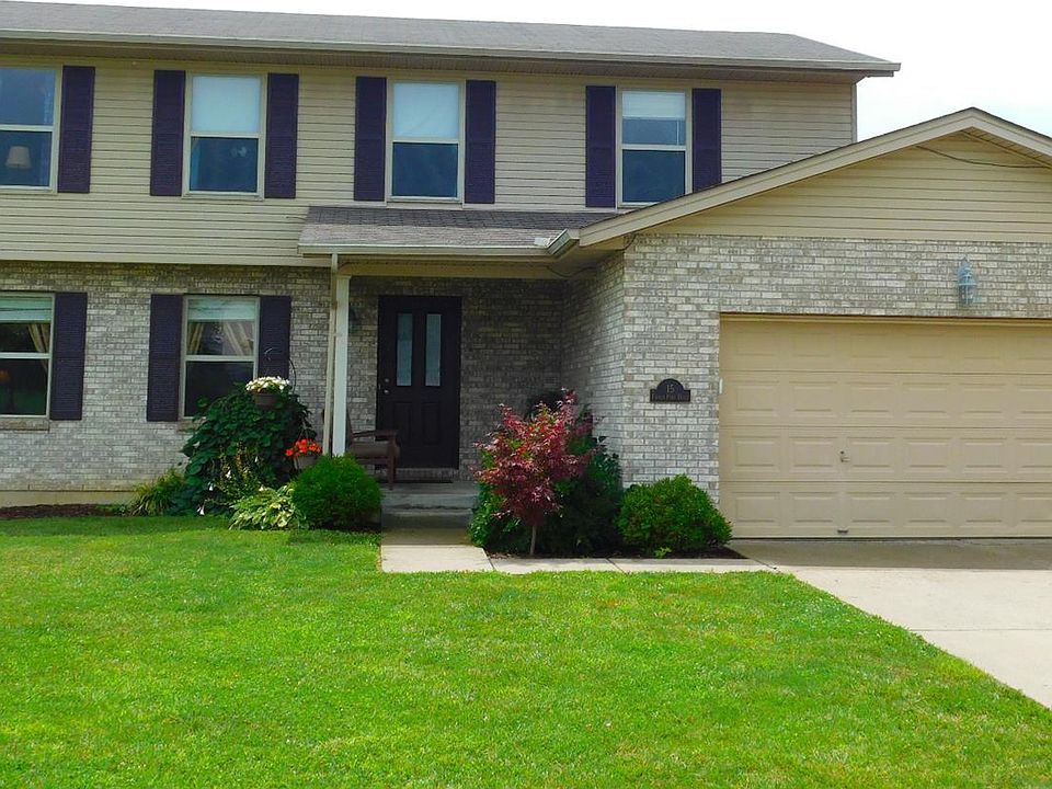 1st image of 15 Forest Pond Dr