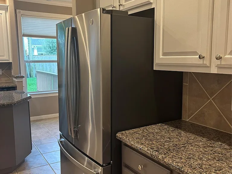 951 Lamonte Ln — Photo 10