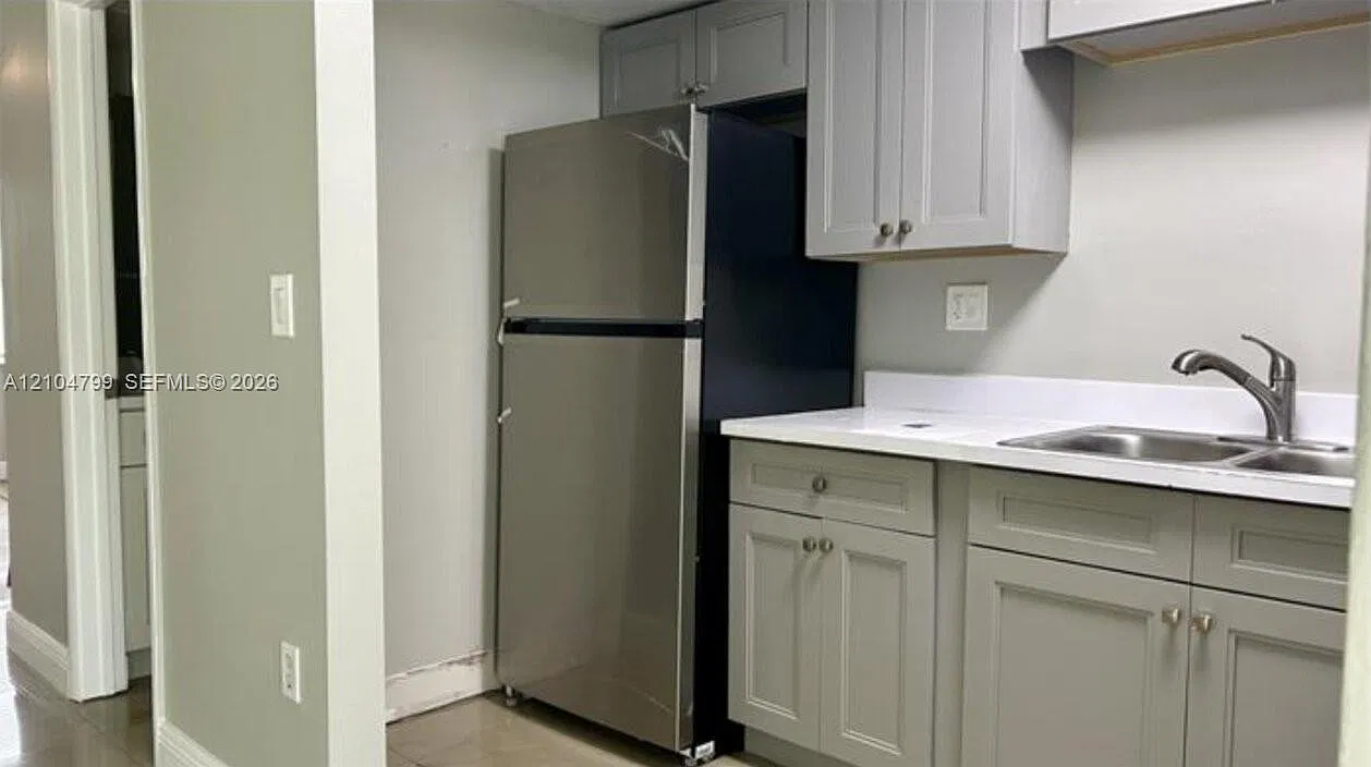 Palmview Townhomes Inc Co — Photo 1