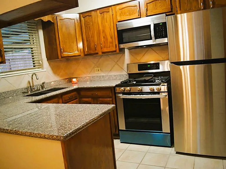 3515 Castledale Dr — Photo 14