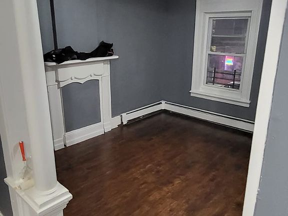 3rd image of 50 Broadway #2
