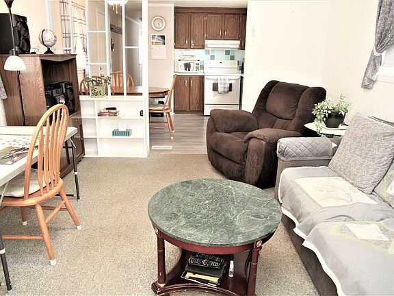 3rd image of 10420 96th Ave #160