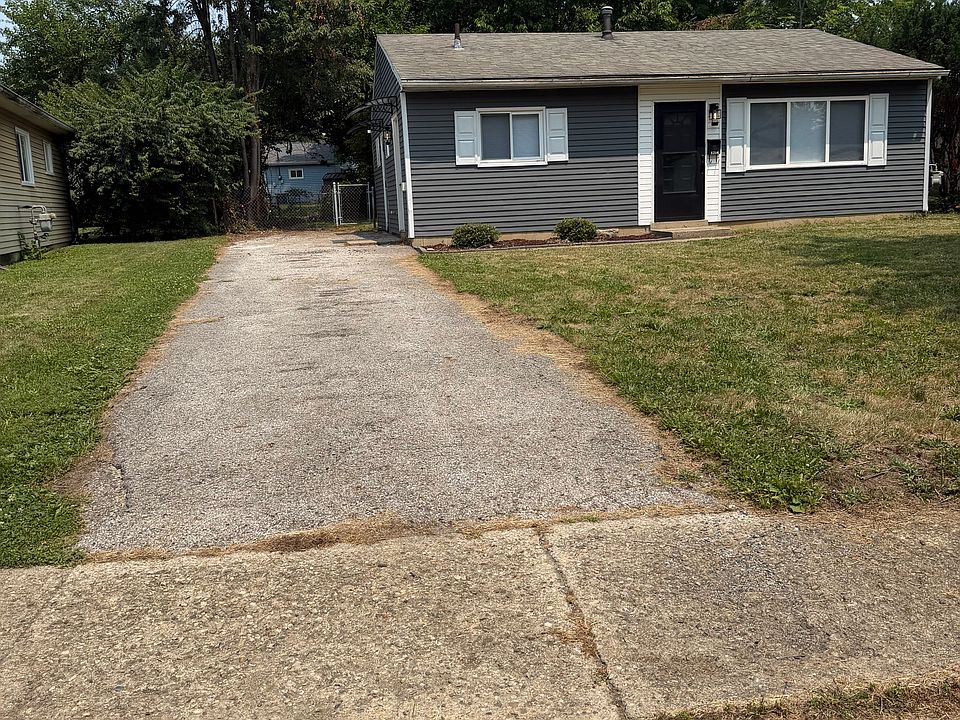 1st image of 1216 Grovewood Dr