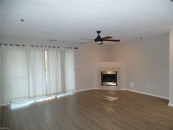 3rd image of 2236 Lesner Cres APT 101