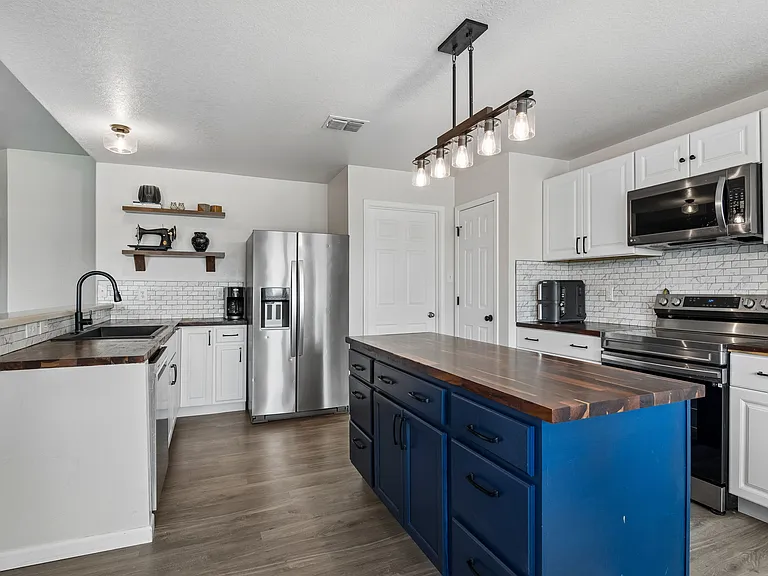 2170 Jolie Ct — Photo 11