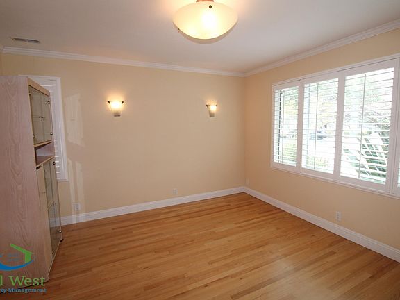 3rd image of 659 Armanini Ave