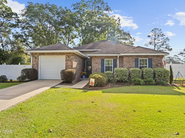 5392 Ceiley St, Graceville, FL 32440