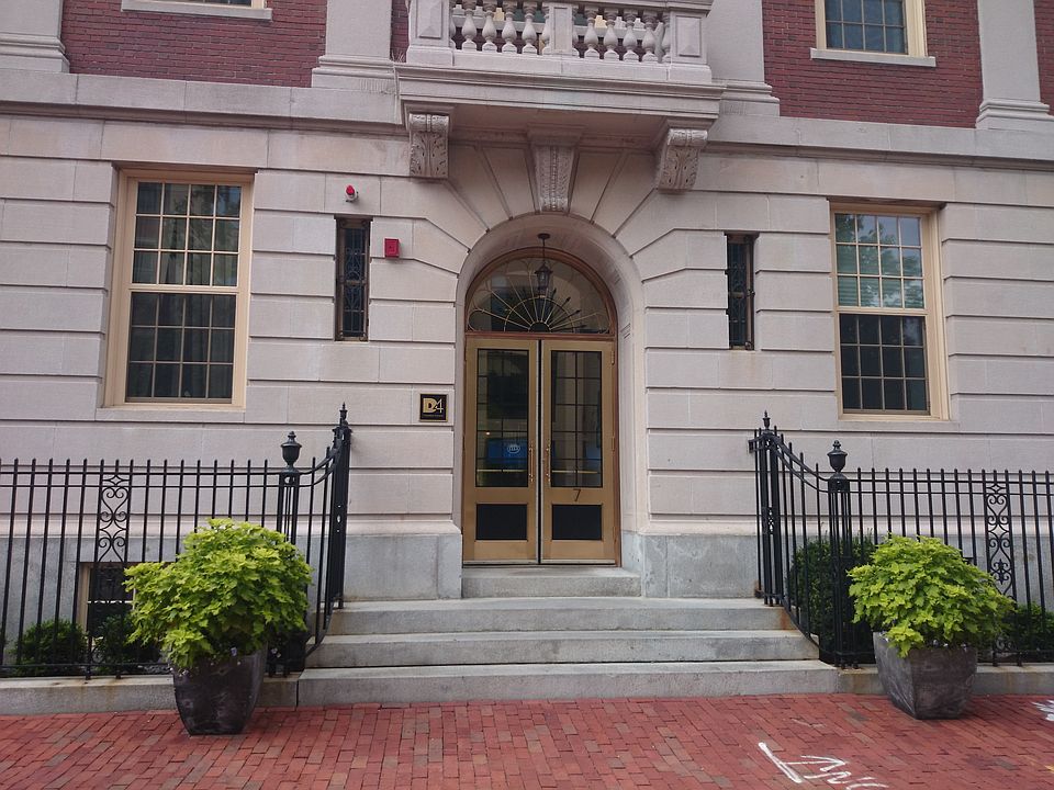 2nd image of 7 Warren Ave APT 1