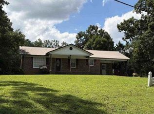 753 Sand Road Cir, Henderson, TN 38340