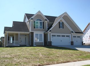 17 Netherby Ln, Carlisle, PA 17015