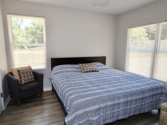 5th image of 2232 Modena Ct