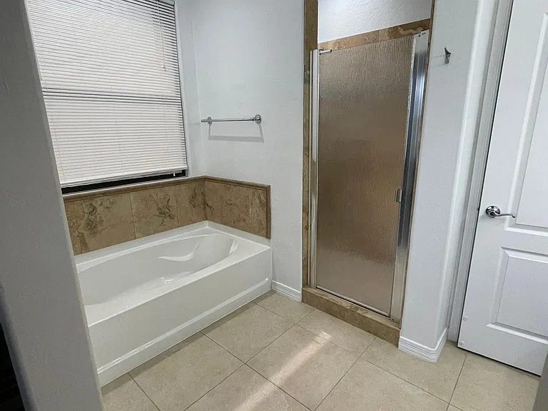 128 W Milada Dr — Photo 7