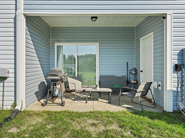 68 Catalina Cir — Photo 34