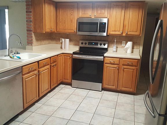 3rd image of 2773 63rd Ave S