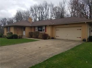 1225 Rose Ave, Girard, OH 44420