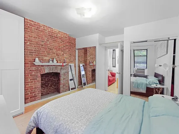 244 E 90th St APT 2C, New York, NY 10128