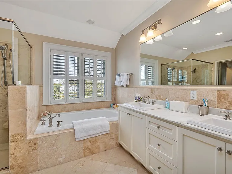 17 Sea Oats Ln — Photo 11