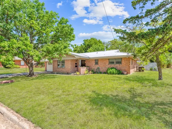 575 N Charlotte Ave, Stephenville, TX 76401