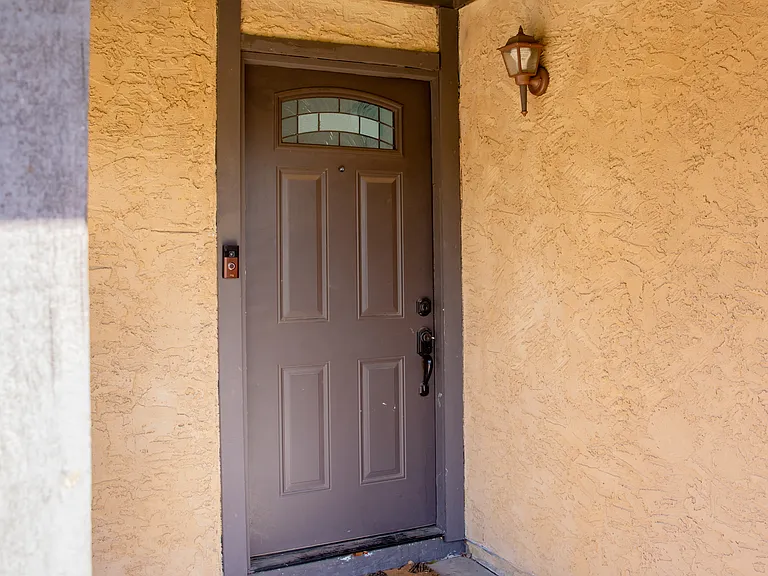 1660 W Village Way — Photo 2