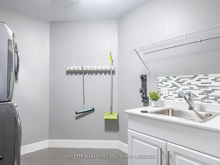 536 Juliana Dr — Photo 34