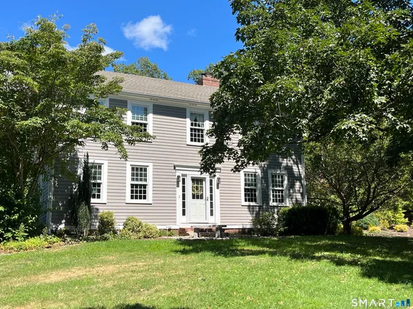 122 Nooks Hill Road, Cromwell, CT 06416