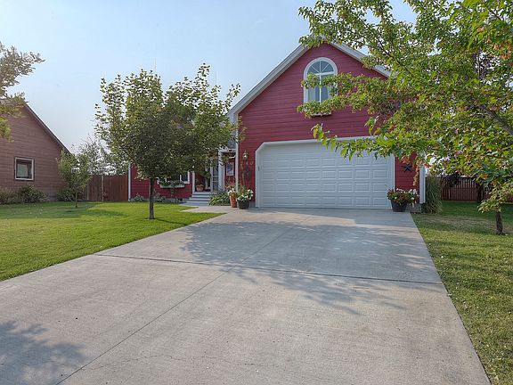 3rd image of 240 Dogwood Dr
