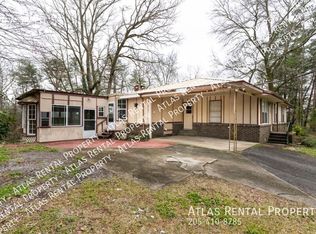 747 17th St, Calera, AL 35040