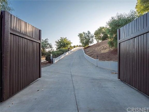 5th image of 30905 Burlwood Dr