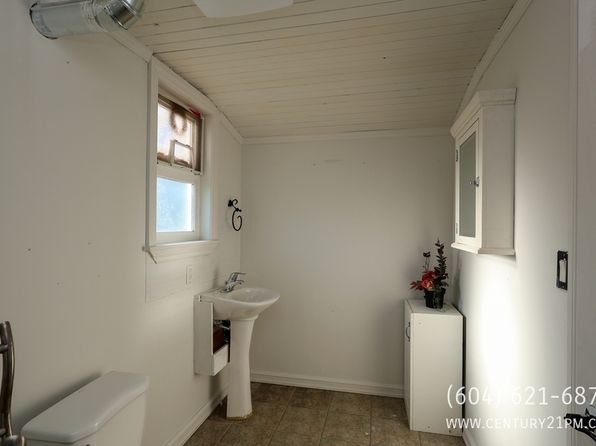 3 bedroom rental in Abbotsford — photo 10