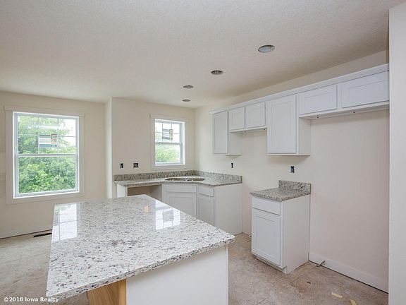 4th image of 2631 NW Penny Ln