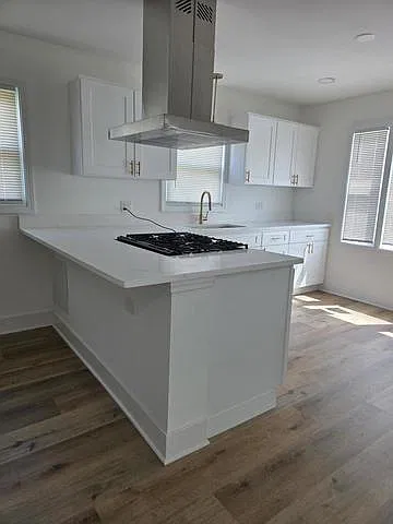 3 bed, 1418 sqft, $2,500 — Photo 3