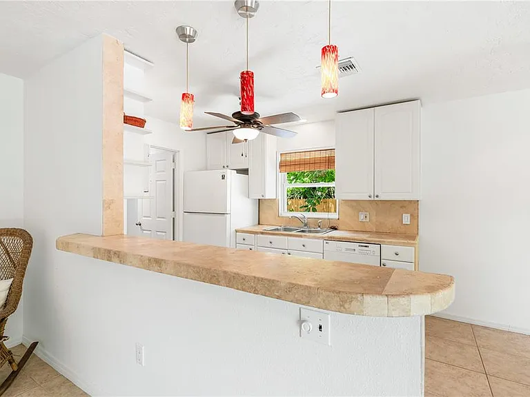 3709 Alden Way — Photo 13