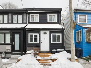 33 Craven Rd, Toronto, ON M4L 2Z4