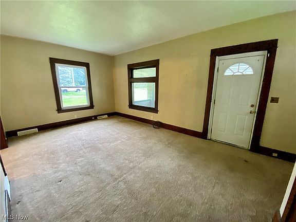 2nd image of 1926 S Heights Ave