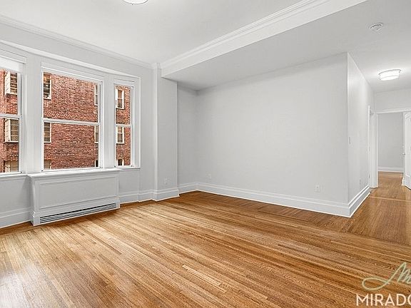 2nd image of 103 E 86th St APT 6D