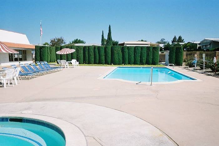Clubhouse, Pool, Jacuzzi