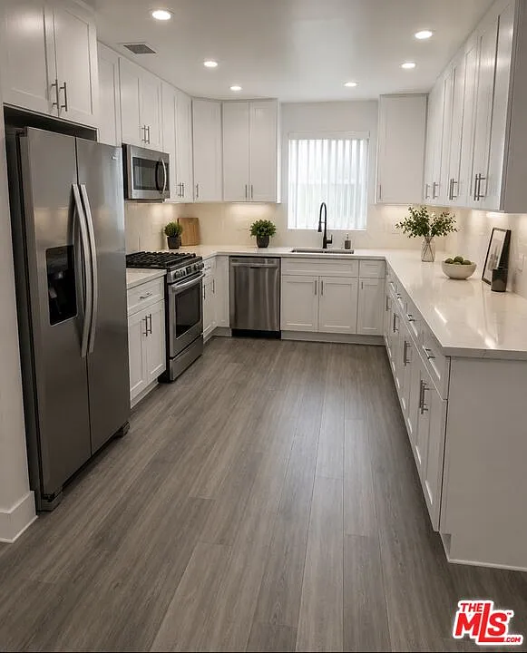 1 bed, 1.0 bath, 8799 sqft, $2,650 — Photo 3