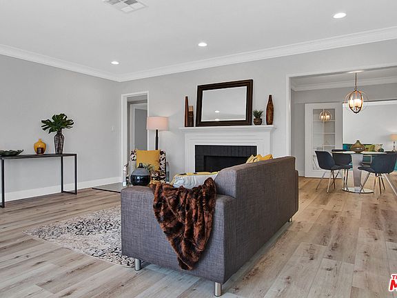 5th image of 2929 Santa Carlotta St